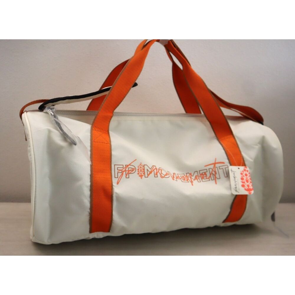 Free People Movement-Free People (99836090) O/S Taupe Good Sport Duffle Bag*RARE - Picture 3 of 12
